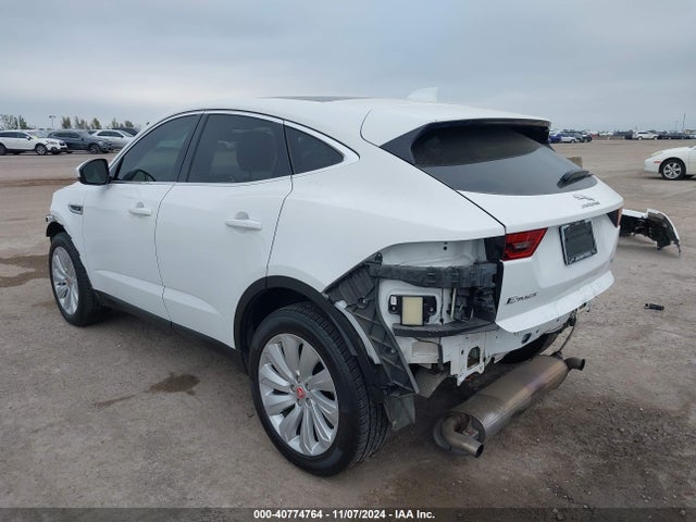 SADFP2FX2J1Z04048 Jaguar E-PACE SE