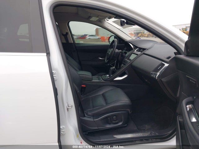 SADFP2FX2J1Z04048 Jaguar E-PACE SE