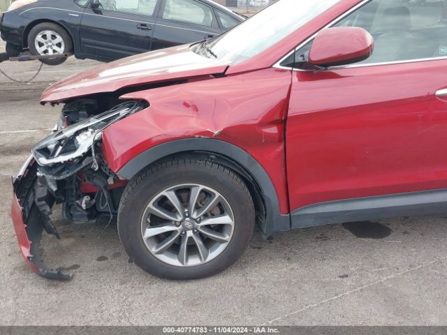 KM8SMDHF7HU191817 Hyundai Santa Fe Se