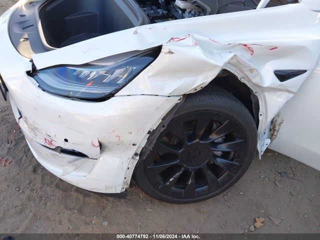 2021 TESLA MODEL Y 5YJYGDEE8MF075417 Photo 5