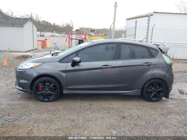 Ford FIESTA ST 2018 3FADP4GX0JM118397 Image 14