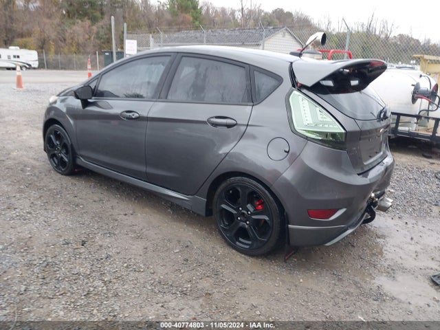 Ford FIESTA ST 2018 3FADP4GX0JM118397 Image 3
