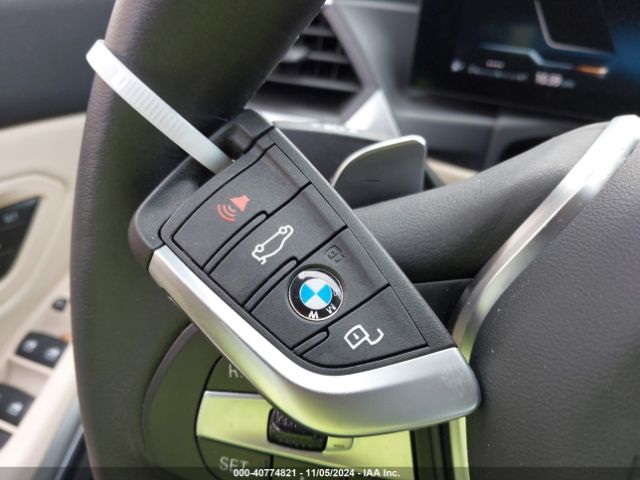 3MW69FF00R8E17452 BMW 3 Series 330i