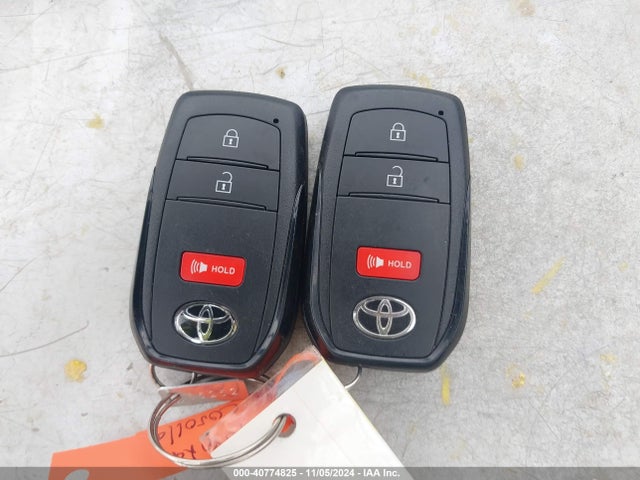 Toyota COROLLA SE 2024 JTND4MBE9R3232321 Image 11