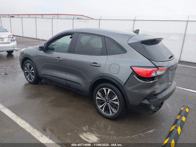 Ford ESCAPE SE 2022 1FMCU0G60NUB85867 Image 3