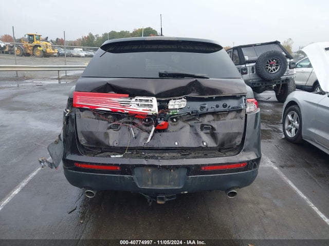 2LMHJ5FKXEBL51803 Lincoln MKT