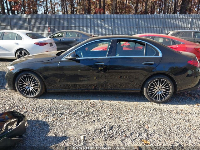 W1KAF4HB6NR064018 Mercedes-Benz C 300 4matic