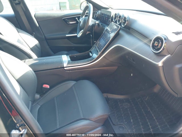 W1KAF4HB6NR064018 Mercedes-Benz C 300 4matic