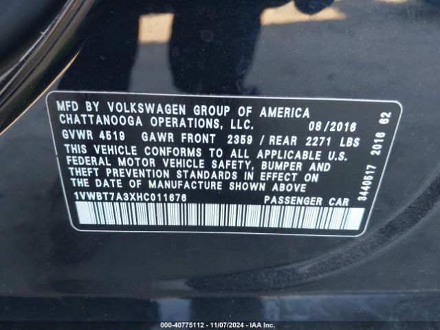 1VWBT7A3XHC011676 Volkswagen Passat 1.8t Se