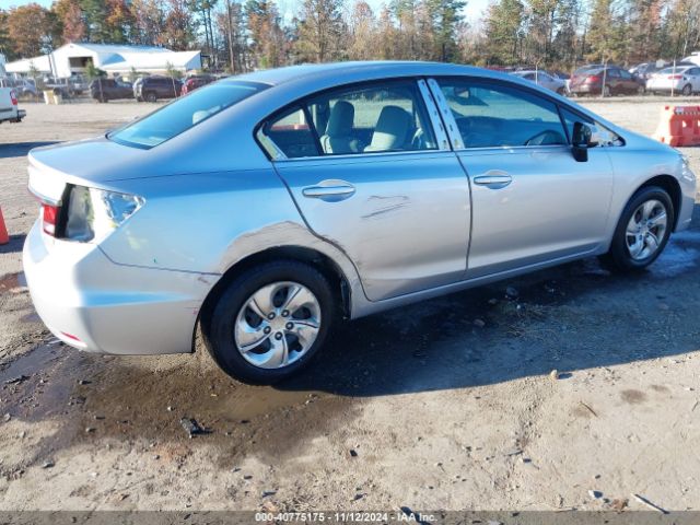 19XFB2F57EE024121 Honda Civic Lx
