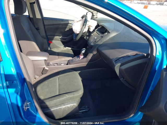 Ford FOCUS SE 2015 1FADP3K25FL367423 Image 5