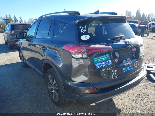 Toyota Rav4 Xle 2017 2T3WFREV9HW335900 Image 3