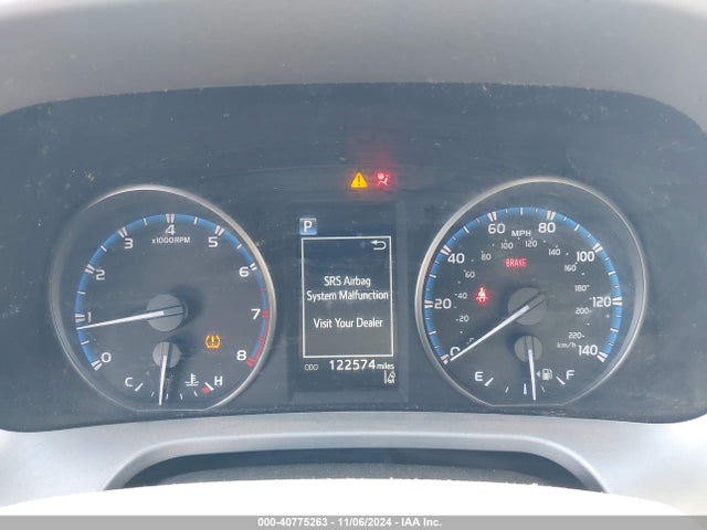 Toyota Rav4 Xle 2017 2T3WFREV9HW335900 Image 7
