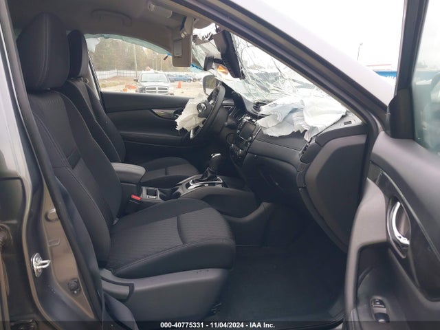 Nissan ROGUE SV 2019 KNMAT2MTXKP553356 Image 5