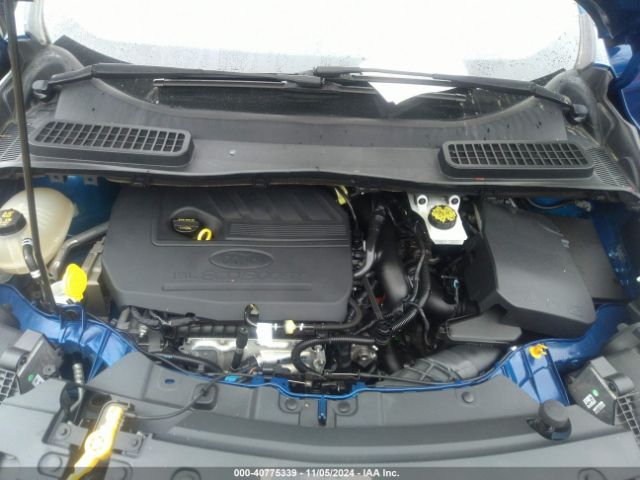 1FMCU0GDXJUA47925 Ford ESCAPE SE