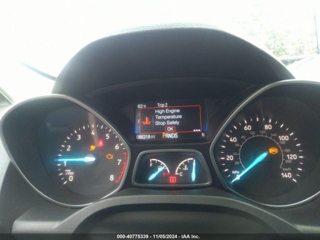 1FMCU0GDXJUA47925 Ford ESCAPE SE