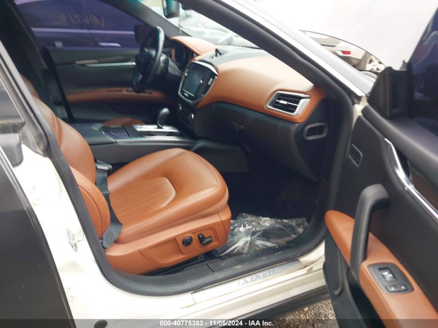 ZAM57RSA1G1176289 Maserati GHIBLI S