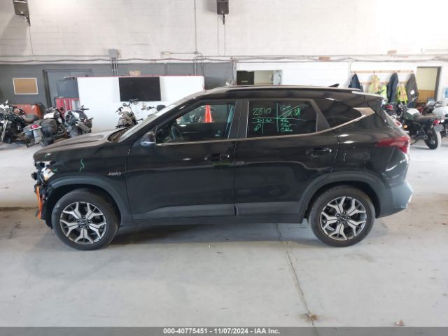 KNDERCAA3N7333697 KIA SELTOS EX