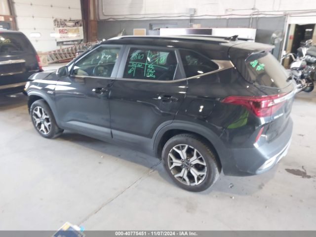 KNDERCAA3N7333697 KIA SELTOS EX