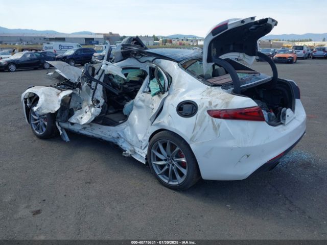 2023 ALFA ROMEO GIULIA ZARFAMAN5P7671681 Photo 2