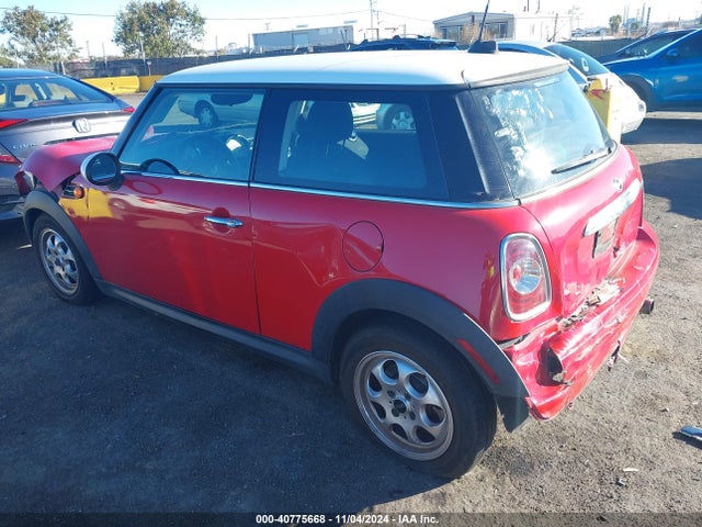 2012 MINI COOPER WMWSU3C53CT261791 Photo 2