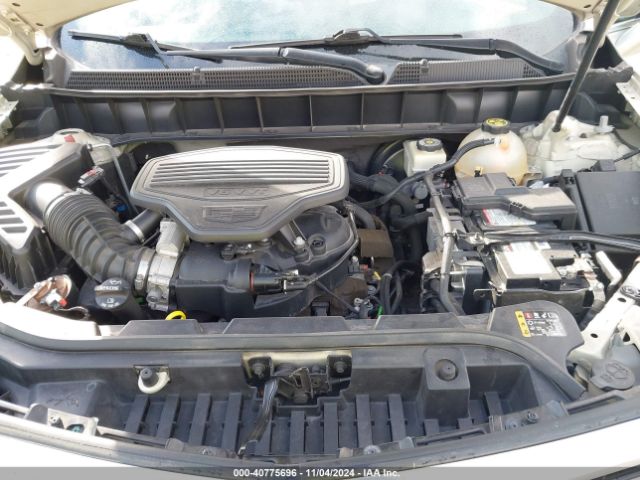 1GYKNARSXHZ111693 Cadillac Xt5 Standard