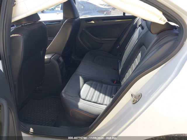 3VW4T7AJ0HM213075 Volkswagen JETTA GLI