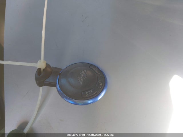 2009 MINI COOPER S WMWMS33529TY50306 Photo 10