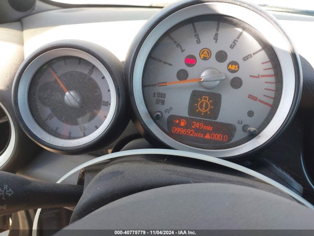 2009 MINI COOPER S WMWMS33529TY50306 Photo 6