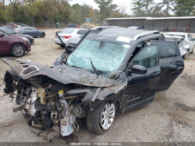 1C4PJLCB2LD586451 Jeep Cherokee Latitude Fwd