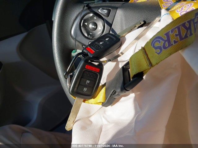 Honda CR-V LX 2014 3CZRM3H31EG704507 Image 11