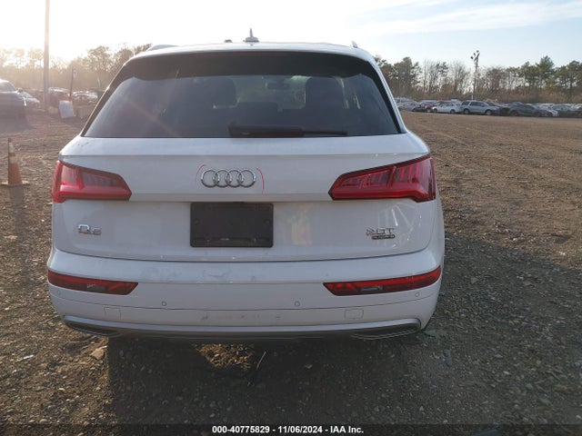 WA1BNAFY3J2236638 Audi Q5 2.0t Premium/2.0t Tech Premium