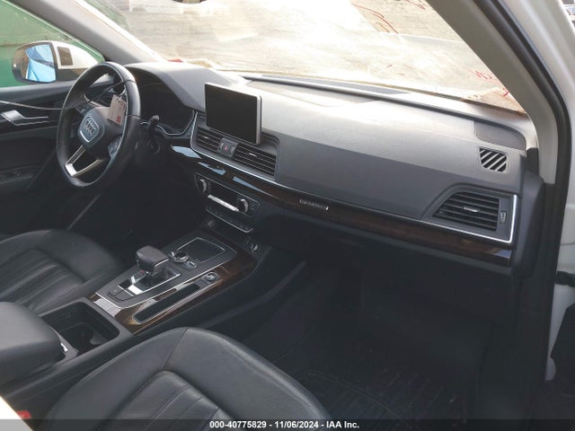 WA1BNAFY3J2236638 Audi Q5 2.0t Premium/2.0t Tech Premium