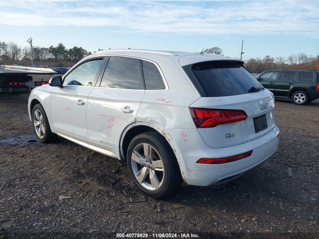 WA1BNAFY3J2236638 Audi Q5 2.0t Premium/2.0t Tech Premium