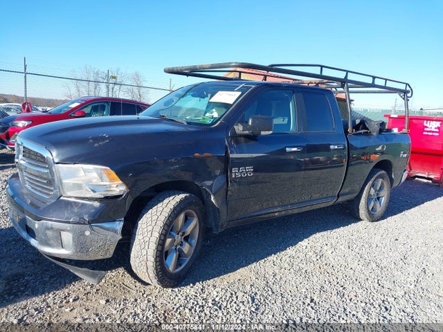 1C6RR7GT8JS141806 RAM 1500 Big Horn  4x4 6'4 Box