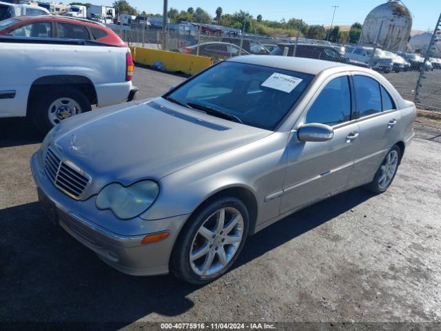 2004 MERCEDES-BENZ C-CLASS WDBRF40J54F454249 Photo 1