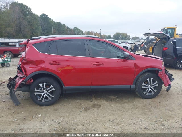 Toyota RAV4 LE 2017 JTMZFREV1HJ144628 Image 13