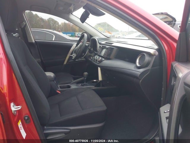 Toyota RAV4 LE 2017 JTMZFREV1HJ144628 Image 5