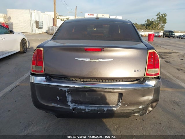 2C3CCAAG4EH200747 Chrysler 300