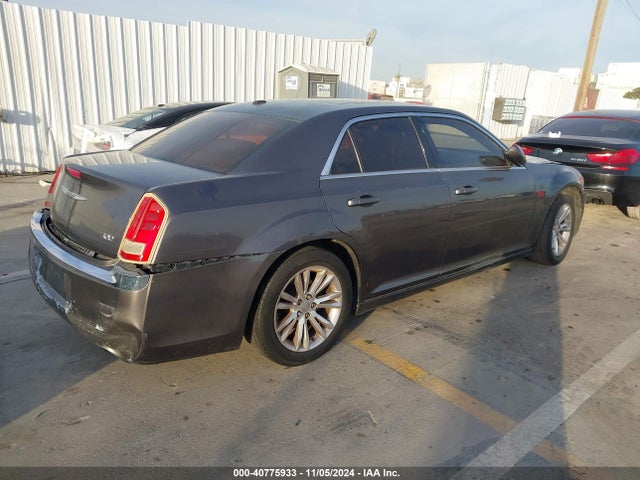 Chrysler 300 2014 2C3CCAAG4EH200747 Image 4