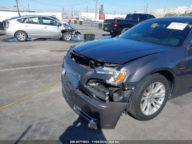 Chrysler 300 2014 2C3CCAAG4EH200747 Image 6