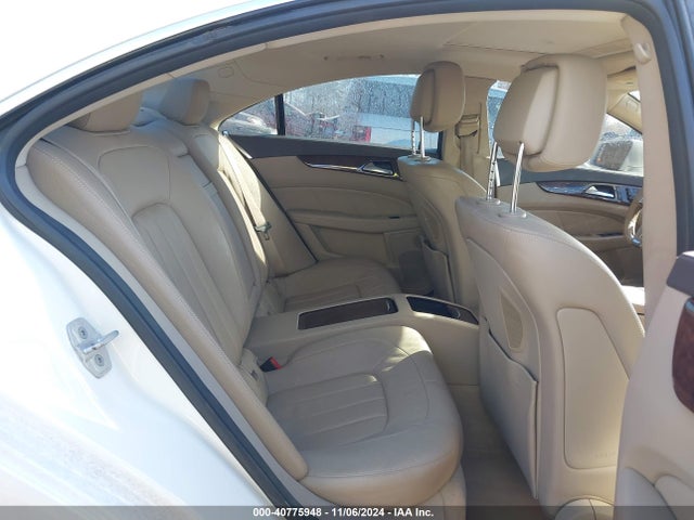 WDDLJ9BB8EA100240 Mercedes-Benz Cls 550 4matic