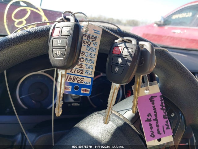 Toyota CAMRY LE 2017 4T1BF1FK6HU332501 Image 11