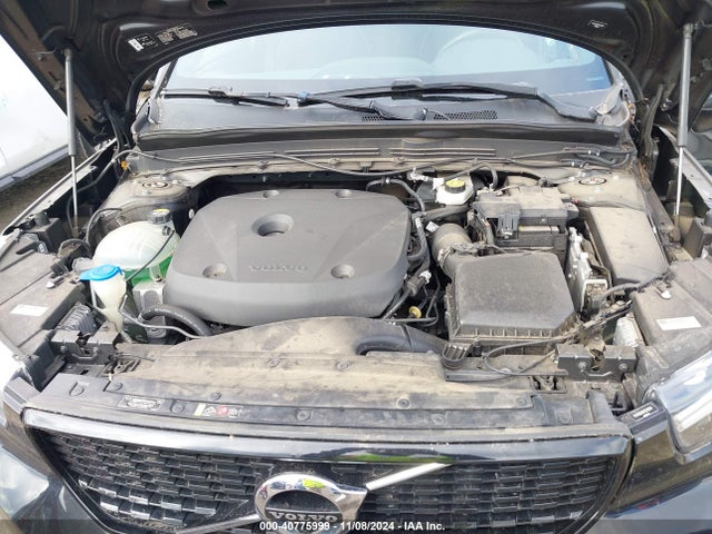 YV4162UM5M2522934 Volvo Xc40 T5 R-design