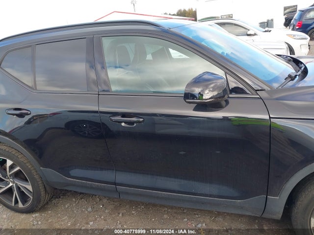 YV4162UM5M2522934 Volvo Xc40 T5 R-design