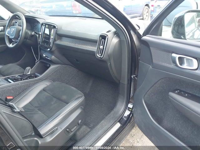 YV4162UM5M2522934 Volvo Xc40 T5 R-design
