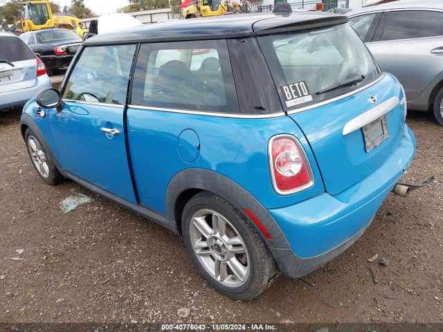 2013 MINI HARDTOP WMWSU3C56DT686228 Photo 2