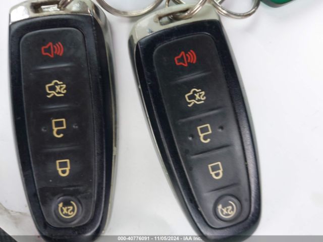 1FMCU9GD1KUC33682 Ford ESCAPE SE