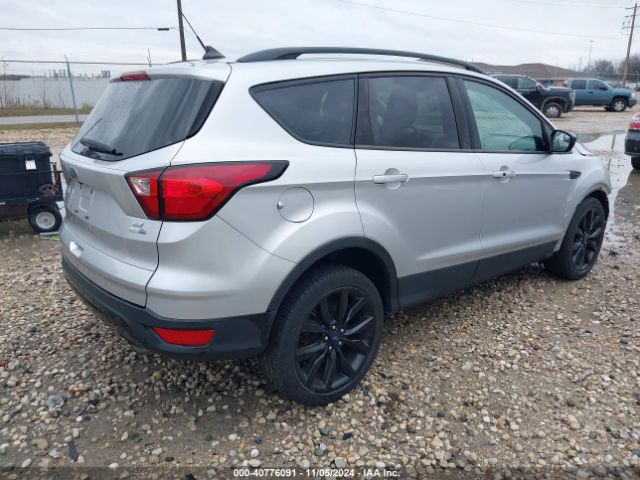 1FMCU9GD1KUC33682 Ford ESCAPE SE