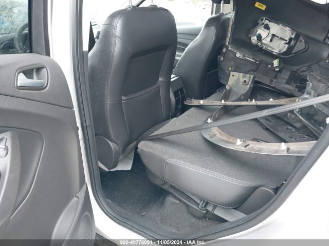 1FMCU9GD1KUC33682 Ford ESCAPE SE